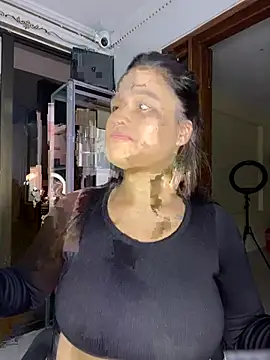 Jennifer Vega1 online show from July 7, 9:18 pm