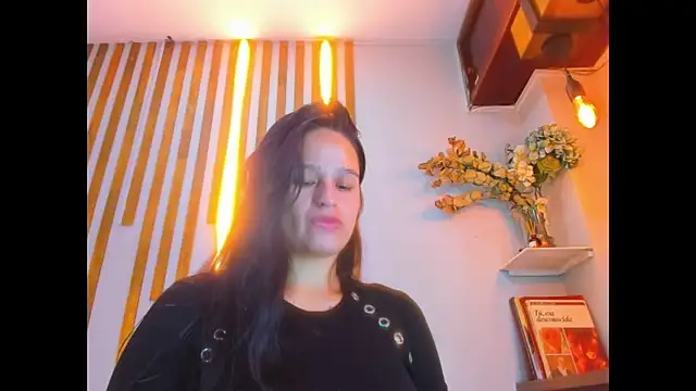 Jennifer Vega1 online show from November 9, 8:24 pm