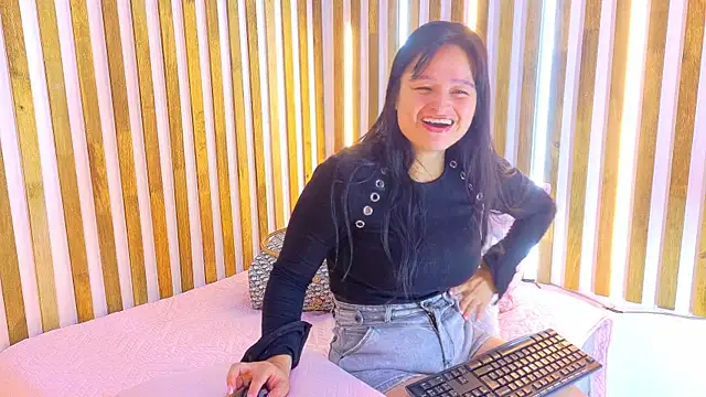 Jennifer Vega1 online show from January 12, 8:04 pm