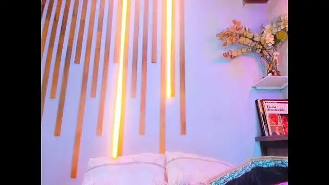 Jennifer Vega1 online show from November 9, 12:25 am