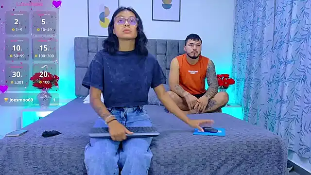 Soffia Konig  online show from March 25, 12:15 pm