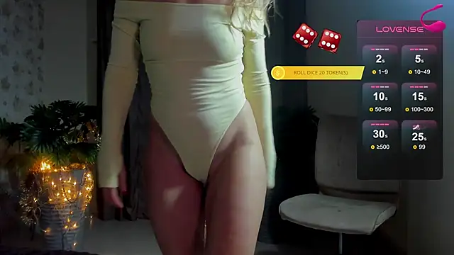 Julia Giulia online show from February 9, 5:22 pm