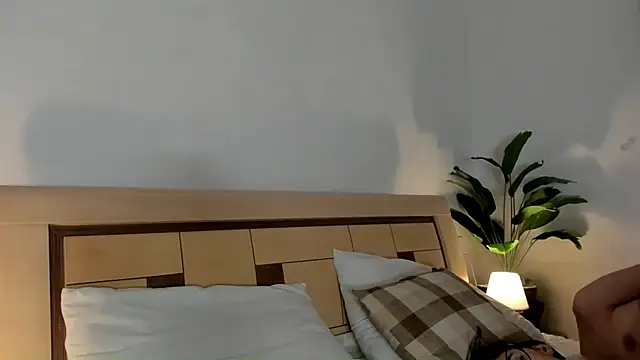 Snapshot of Morena_Dolce chatting on November 11, 2:23 pm Morena Dolce online show from November 11, 2:23 pm