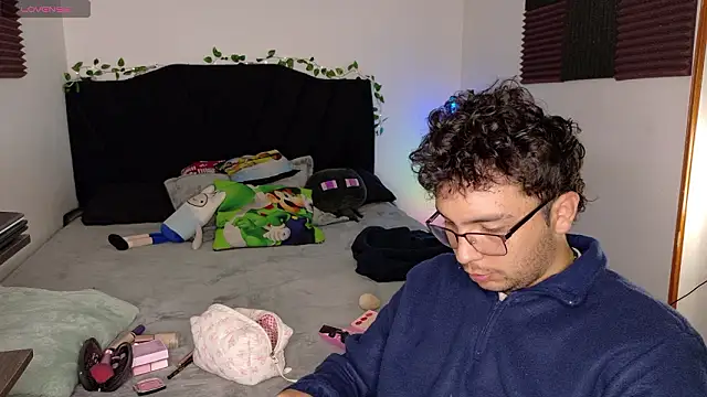 Conor Taylor online show from March 14, 2:12 pm