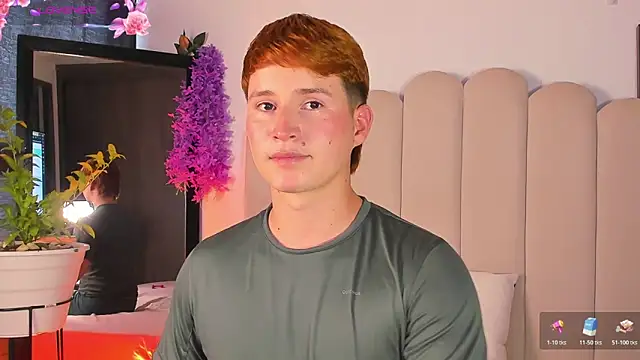 Eragonbooy online show from April 4, 8:15 pm