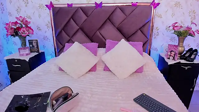 Eva Alzair online show from December 2, 7:37 pm