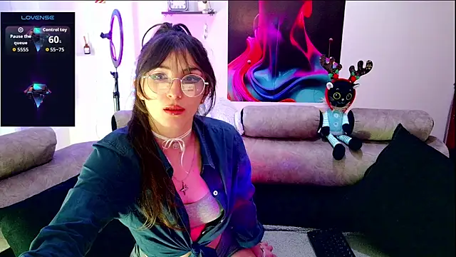 Elissa goddess online show from December 5, 1:53 pm