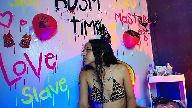 Sweettpleasure online show from October 28, 4:17 pm