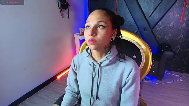 Sweettpleasure online show from March 20, 2:29 pm