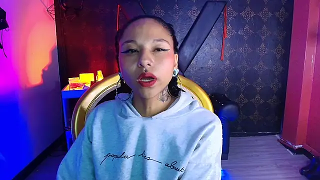 Sweettpleasure online show from January 12, 1:18 pm