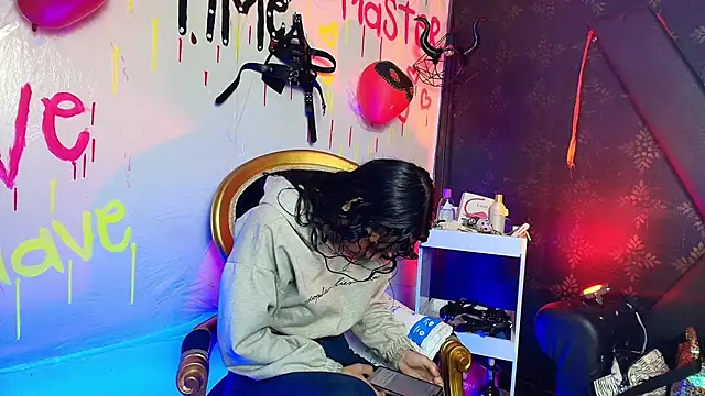 Sweettpleasure online show from November 5, 1:47 pm