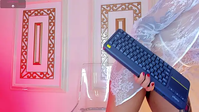 Snapshot of cocoamore chatting on February 14, 11:43 am cocoamore online show from February 14, 11:43 am