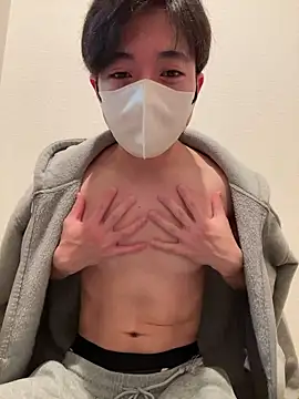 Yuma0718 online show from April 2, 12:34 pm