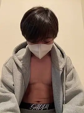 Yuma0718 online show from March 5, 12:46 pm