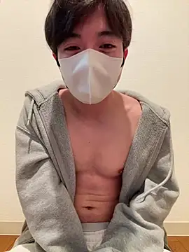 Yuma0718 online show from April 8, 1:01 pm