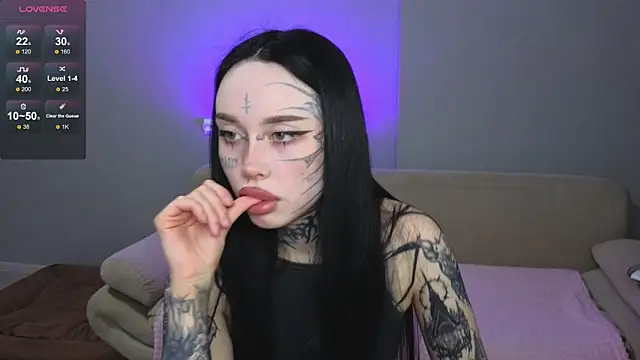 Somniyaa online show from April 12, 4:32 pm