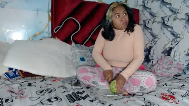 hot lady19 online show from February 8, 2:48 pm