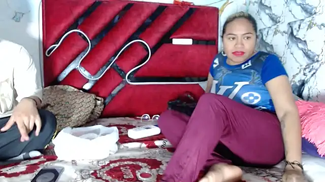 hot lady19 online show from February 26, 8:31 pm