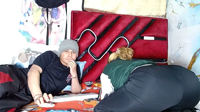 hot lady19 online show from January 12, 9:52 pm