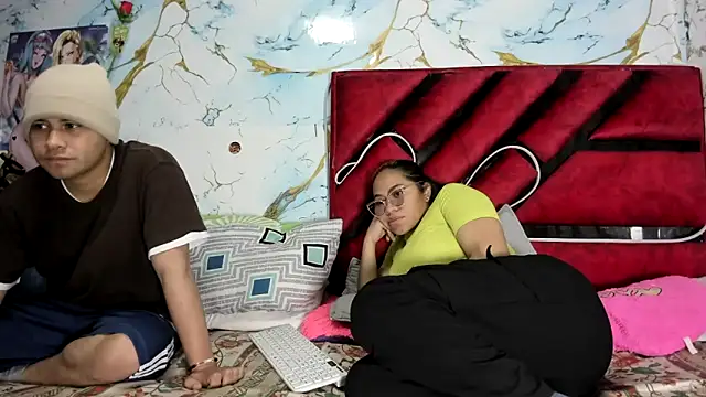 Snapshot of hot_lady19 chatting on March 12, 12:38 am hot lady19 online show from March 12, 12:38 am
