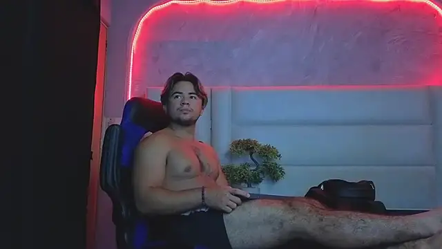 Snapshot of Bellion_grant chatting on February 18, 1:14 am Bellion grant online show from February 18, 1:14 am