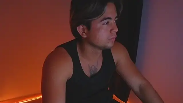 Snapshot of Bellion_grant chatting on March 13, 1:10 am Bellion grant online show from March 13, 1:10 am