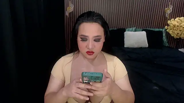 Snapshot of Hotcum_ella chatting on September 8, 11:48 pm Hotcum ella online show from September 8, 11:48 pm