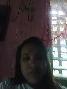 Snapshot of Hotcum_ella chatting on October 24, 12:31 am Hotcum ella online show from October 24, 12:31 am