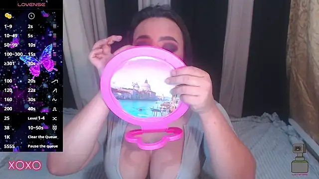Hotcum ella online show from April 22, 12:23 pm