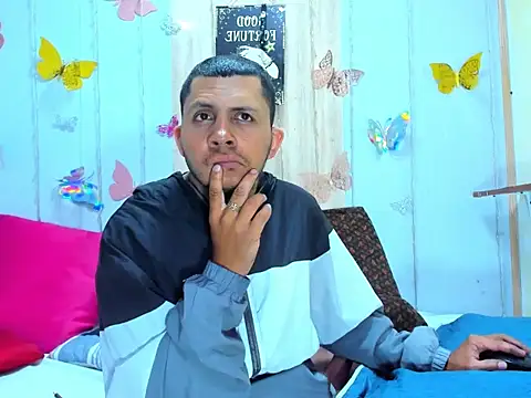 afroditoo online show from November 22, 12:32 am