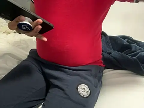 HothairyBoy2 online show from March 17, 2:47 am