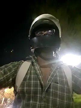 Snapshot of YoursThickDick chatting on March 9, 4:21 pm YoursThickDick online show from March 9, 4:21 pm