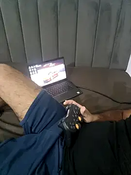 Snapshot of YoursThickDick chatting on June 24, 7:11 pm YoursThickDick online show from June 24, 7:11 pm