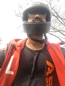 Snapshot of YoursThickDick chatting on February 1, 6:44 am YoursThickDick online show from February 1, 6:44 am