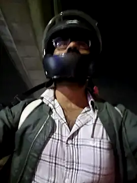 Snapshot of YoursThickDick chatting on February 18, 4:25 pm YoursThickDick online show from February 18, 4:25 pm