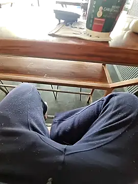 Snapshot of YoursThickDick chatting on December 21, 9:00 am YoursThickDick online show from December 21, 9:00 am