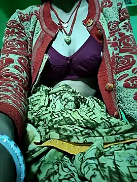 Snapshot of Shreya-couple chatting on November 18, 1:10 am Shreya-couple online show from November 18, 1:10 am