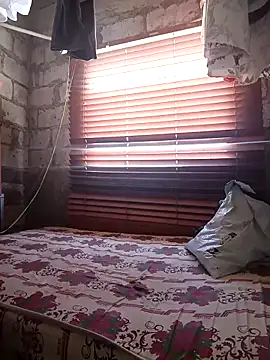 Snapshot of Aley_2025 chatting on September 25, 7:09 pm Aley 2025 online show from September 25, 7:09 pm