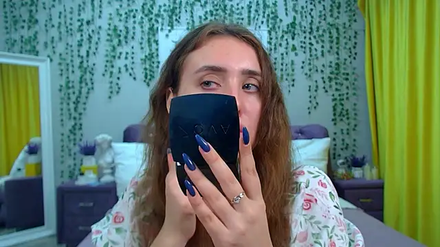 Snapshot of SherryBaers chatting on October 15, 6:22 am SherryBaers online show from October 15, 6:22 am