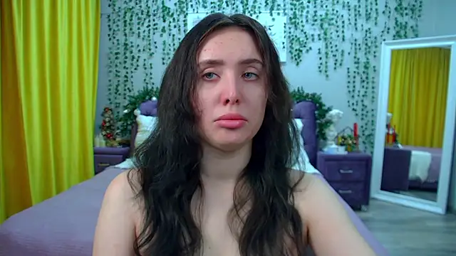 Snapshot of SherryBaers chatting on December 5, 6:23 am SherryBaers online show from December 5, 6:23 am