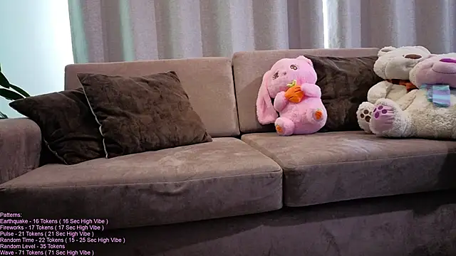  LittleSammy online show from April 11, 7:50 pm