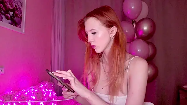 Snapshot of Eli_Vibe chatting on October 2, 12:58 am Eli Vibe online show from October 2, 12:58 am