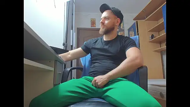 Snapshot of JaceBlaze chatting on October 17, 6:10 pm JaceBlaze online show from October 17, 6:10 pm