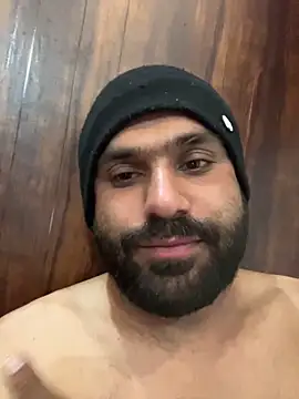 avieeeniyu online show from December 20, 1:19 am