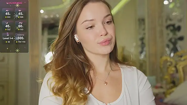 Snapshot of PeachyLina chatting on December 21, 2:13 am PeachyLina online show from December 21, 2:13 am