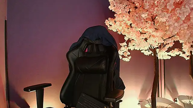 Snapshot of SweetEuphoria_ chatting on November 18, 8:01 pm SweetEuphoria online show from November 18, 8:01 pm