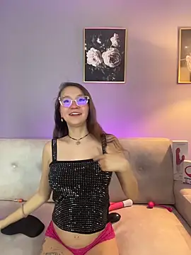 Snapshot of SweetEuphoria_ chatting on December 16, 7:29 pm SweetEuphoria online show from December 16, 7:29 pm