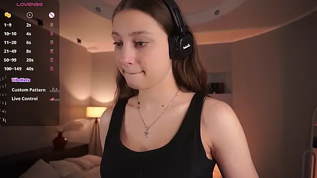 MercBoone online show from November 1, 8:57 pm