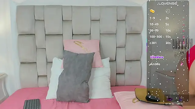 frehia dimou online show from November 8, 11:36 am