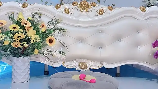   Joy69   online show from February 17, 9:34 pm